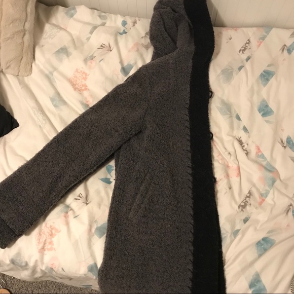 Wool Trench Coat - Picture 4 of 8